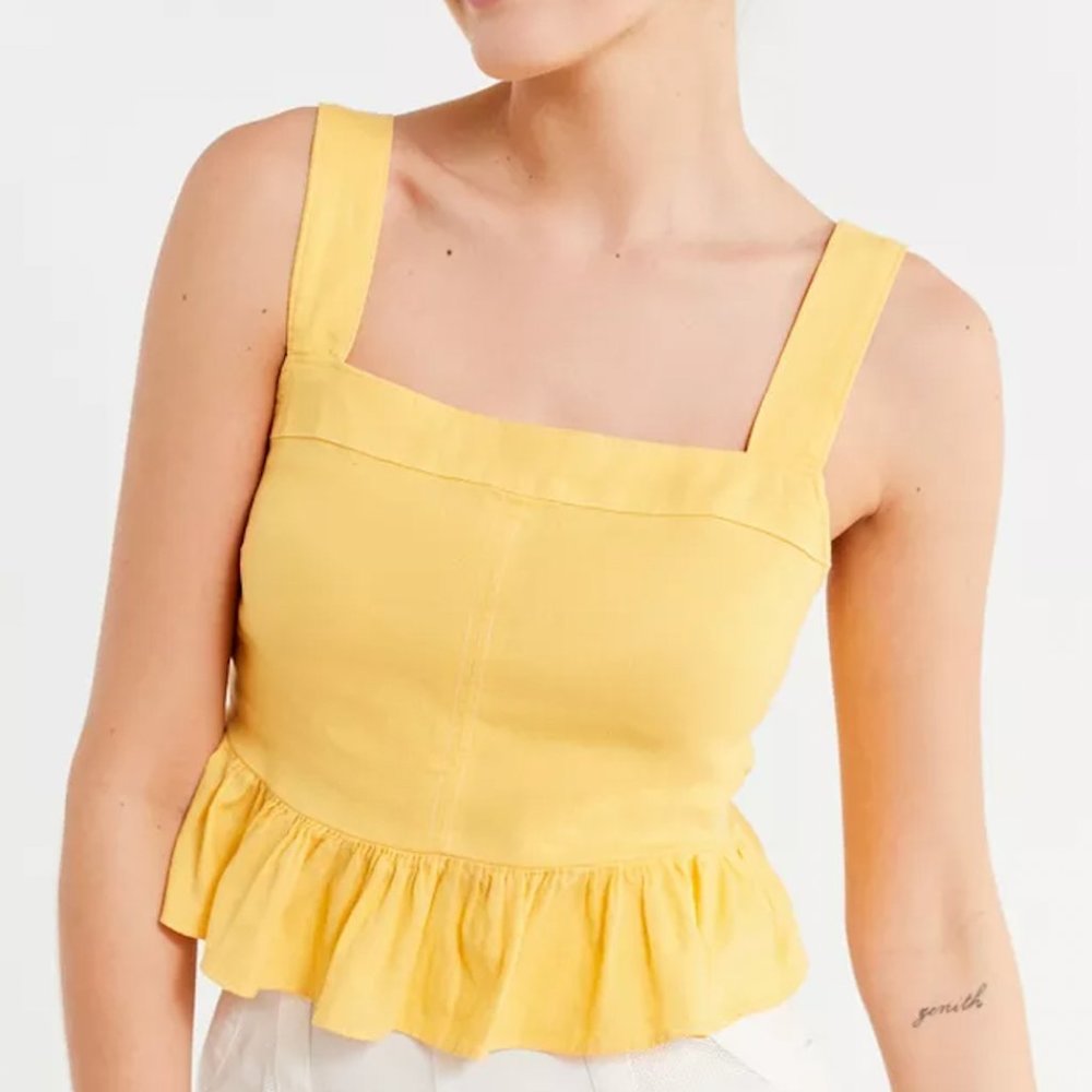 UO Beckett Square-Neck Peplum Cami - Yellow Size L